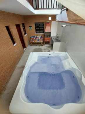 Casa na praia do Lazaro com Jacuzzi aquecida II